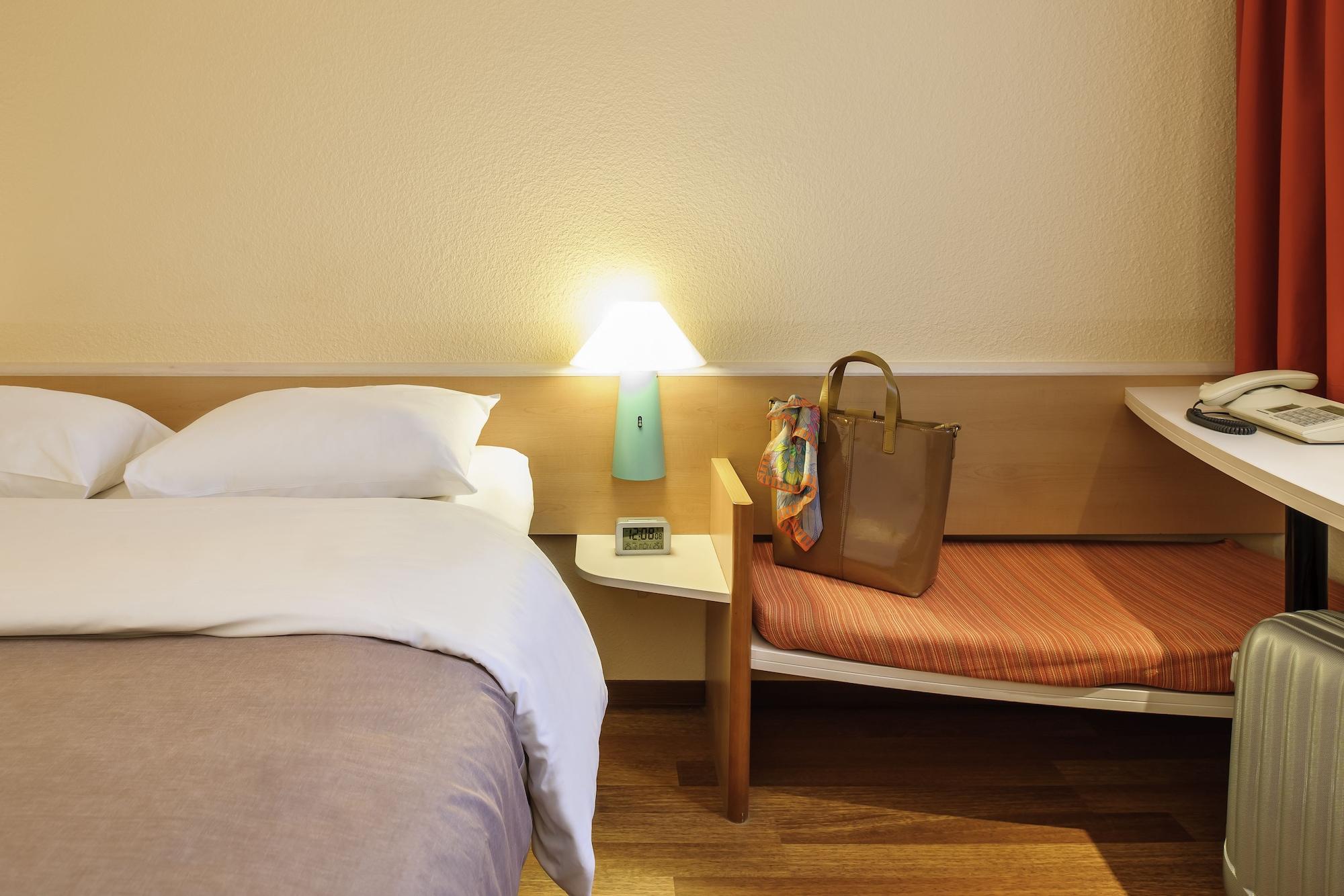 Ibis Fribourg Hotell Exteriör bild