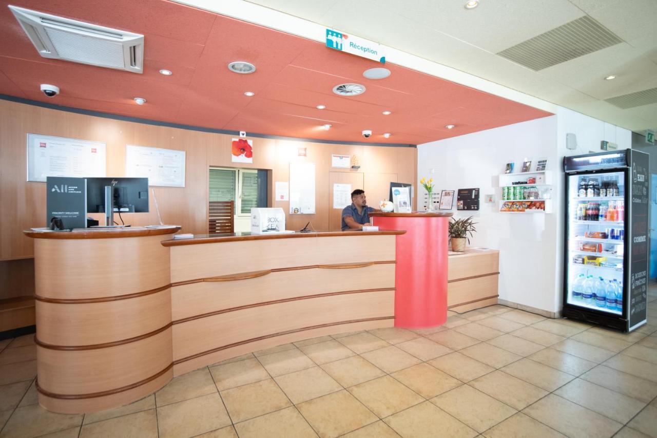 Ibis Fribourg Hotell Exteriör bild