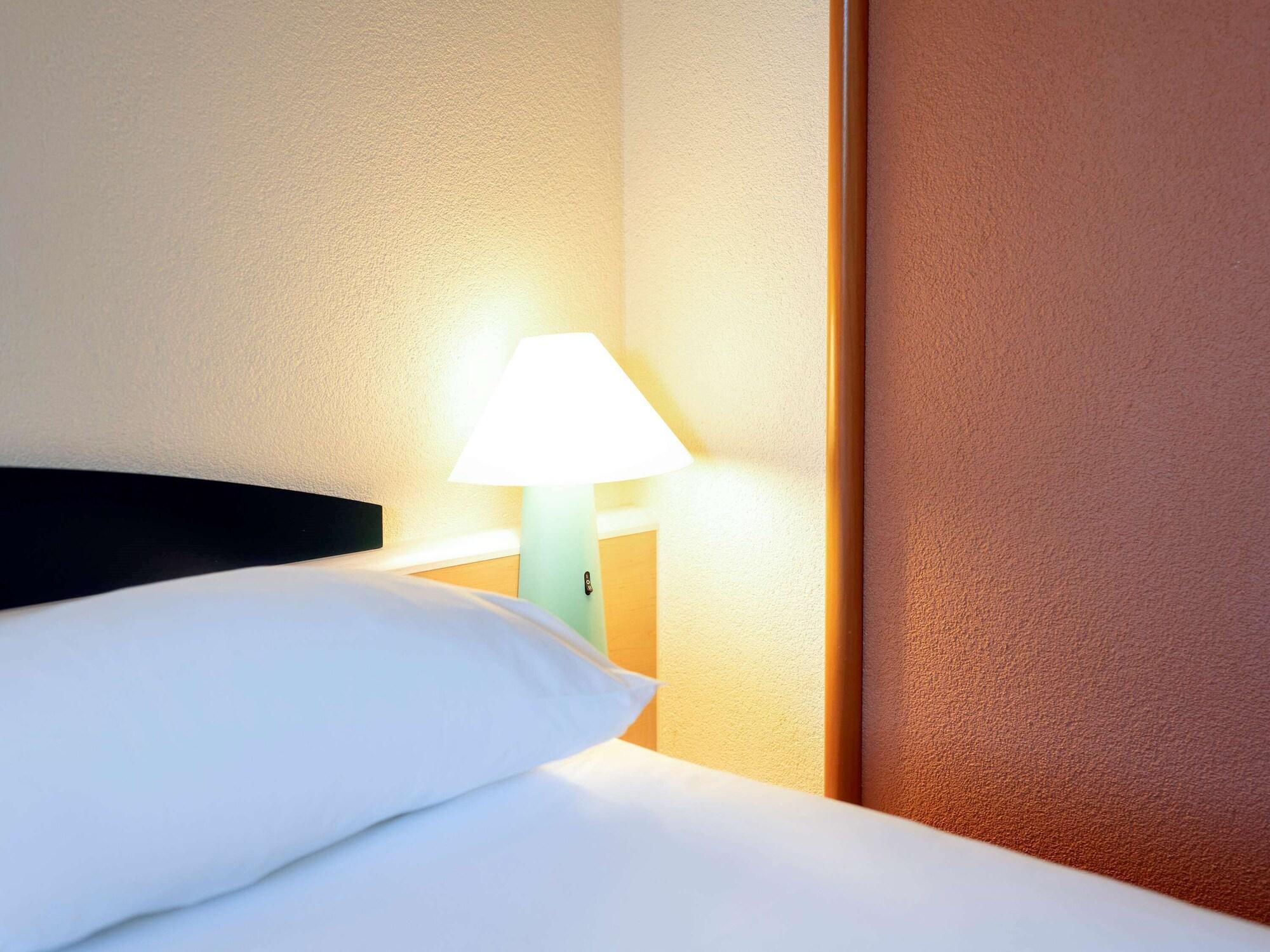 Ibis Fribourg Hotell Exteriör bild