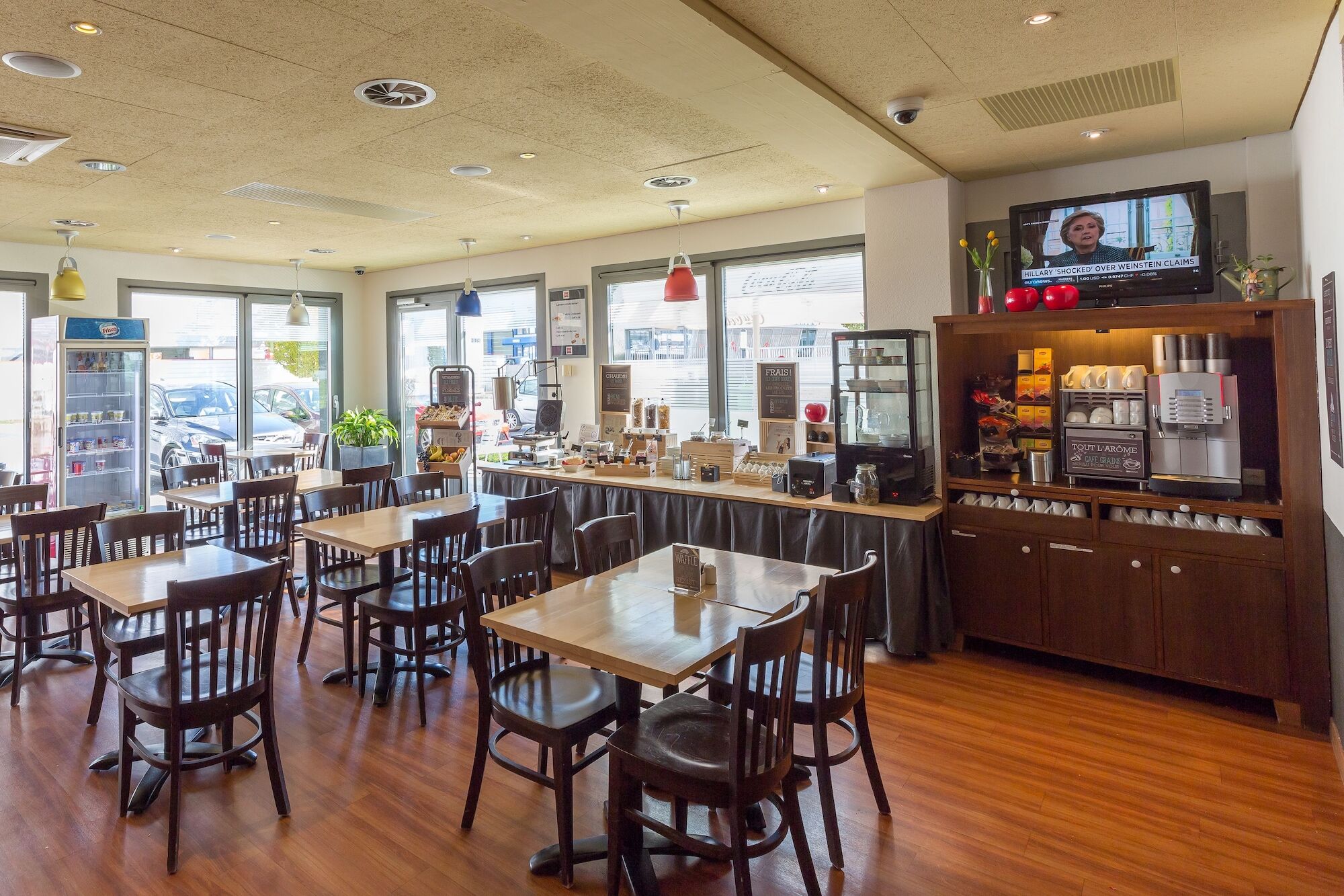 Ibis Fribourg Hotell Exteriör bild