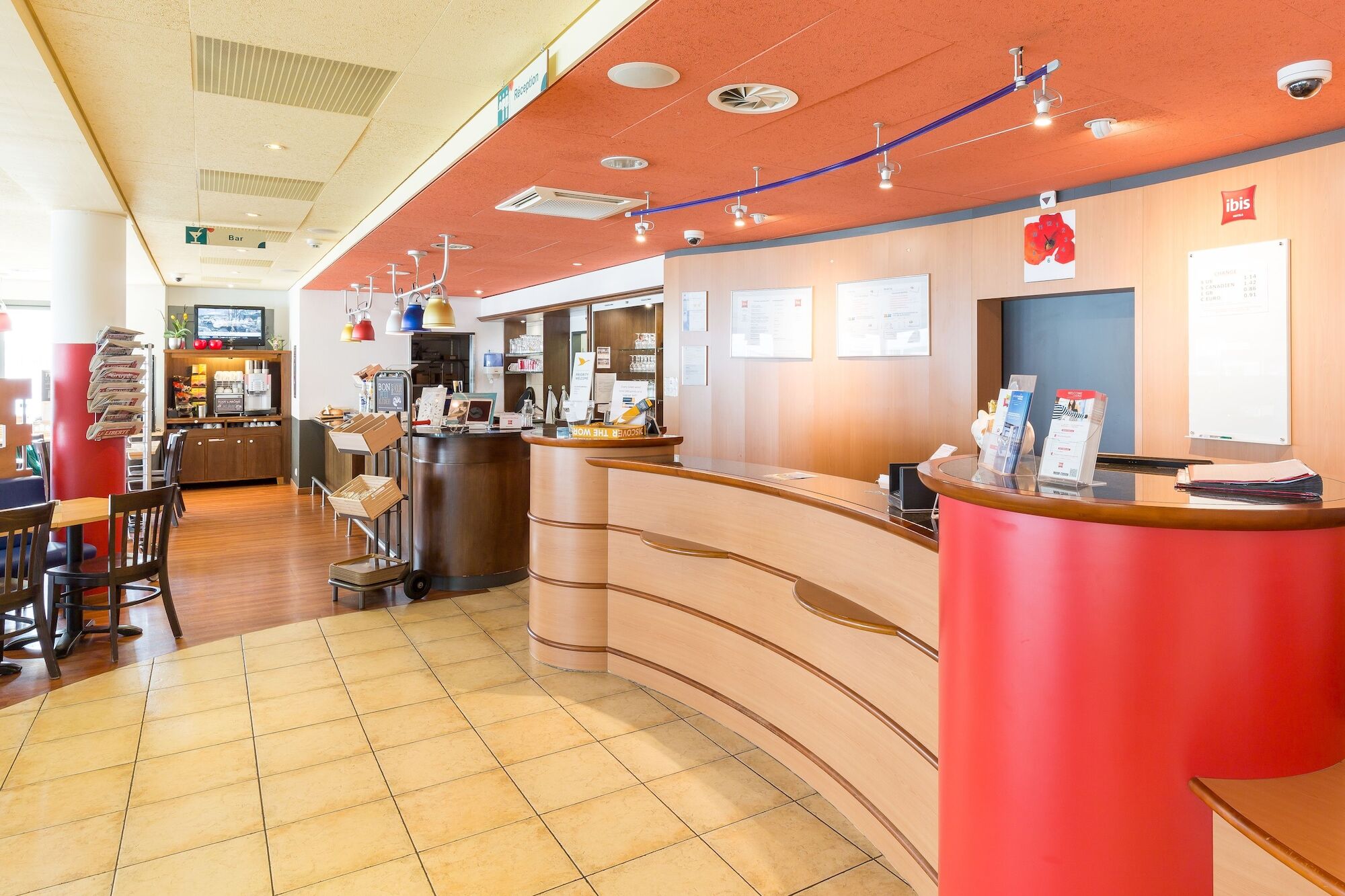 Ibis Fribourg Hotell Exteriör bild